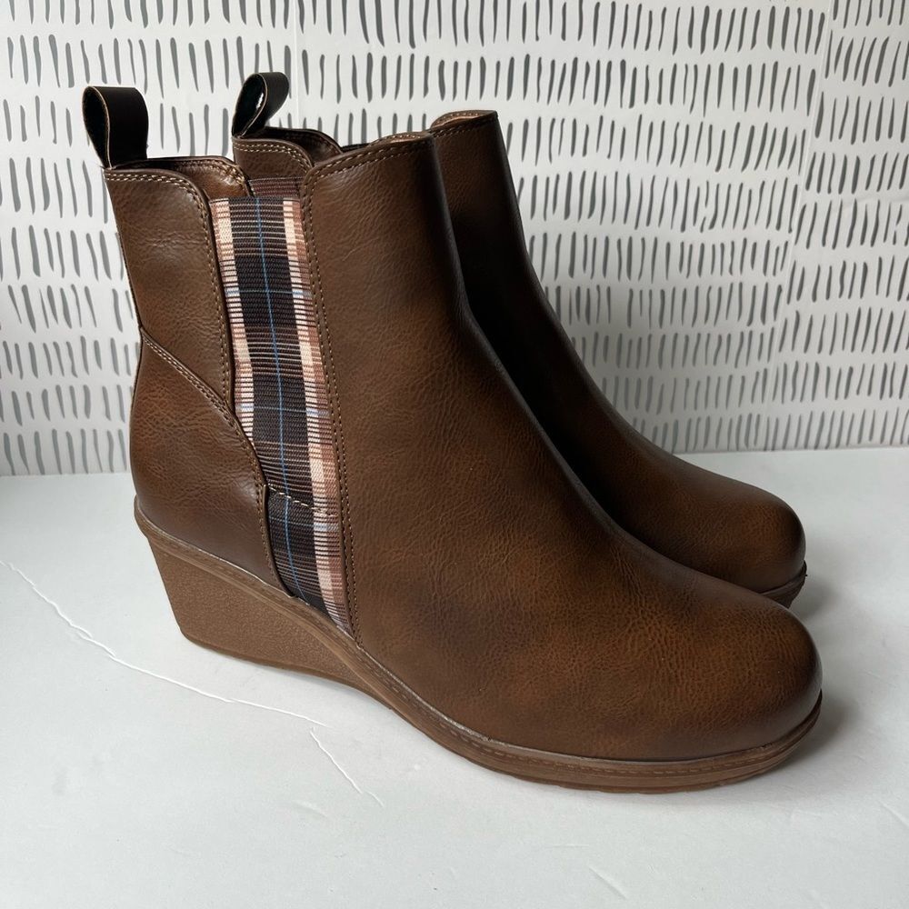 New! MUK LUKS sz 10